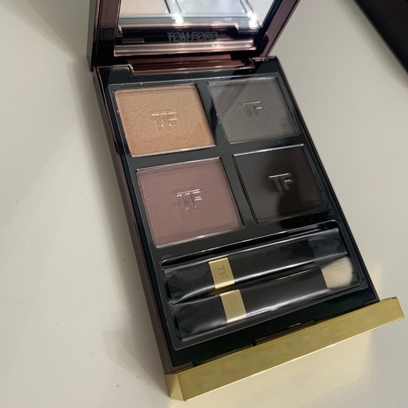 Tom Ford authentic eyeshadow quad - Picture 3 of 13